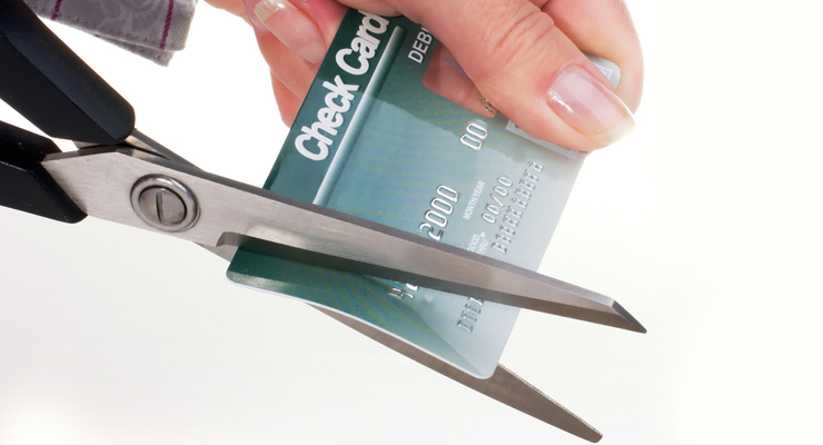 How to Properly Close a Debit Card