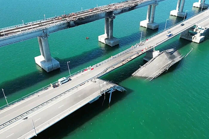 Der Kommandeur der Marine deutete auf die Vorbereitung eines neuen Angriffs auf die Kertsch-Brücke hin