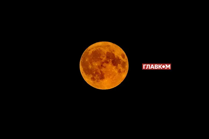 Lunar eclipse over Ukraine