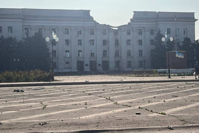 Occupants dropped an aerial bomb on the Kherson OVA