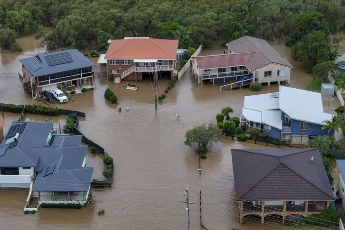 Australia hit by major flood: fatalities reported (video)