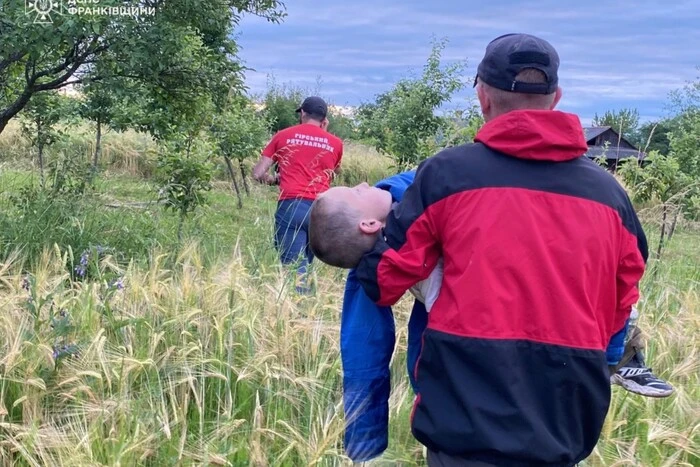 Искали три дня: в Прикарпатье нашли 5-летнего мальчика