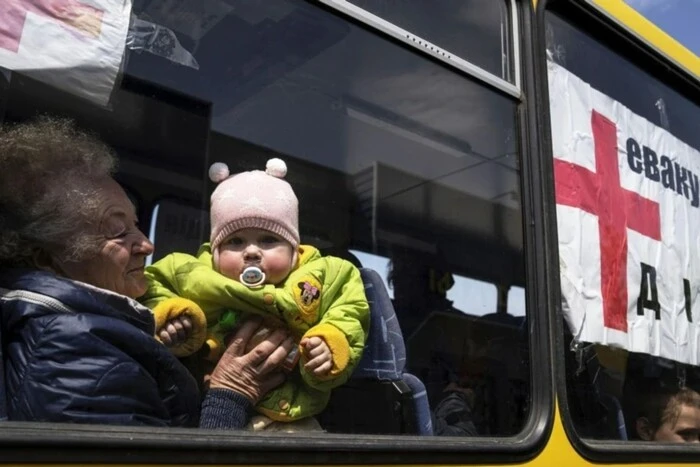 Евакуація жителів з населених пунктів Сумщини