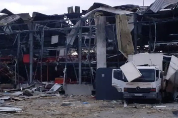 Russia destroyed the terminal of 'Nova Poshta' in Slavyansk (photo)