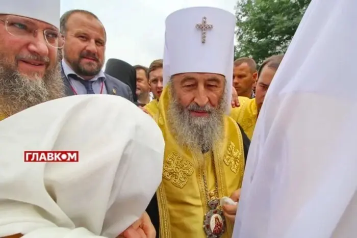 «Главком» отримав з РФ офіційний документ, який підтверджує російський паспорт Онуфрія