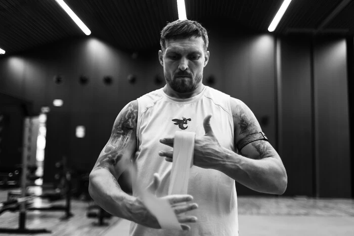 Usyk kommentierte emotional den Beschuss von Kiew