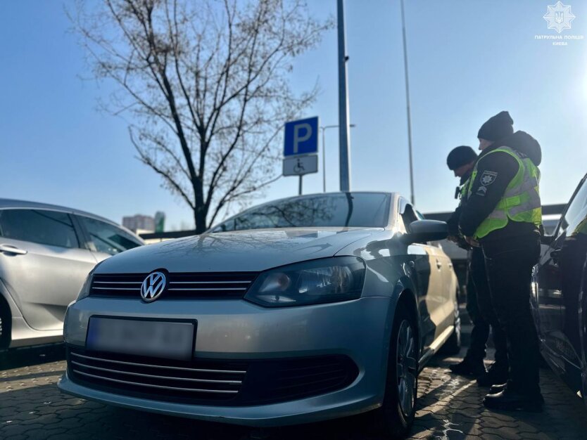 Strafe bis zu 1700 Hrywnja: In der Ukraine beginnen sie, Fahrer für verbreitete Verstöße zu bestrafen