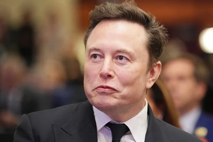 Musk's Eccentric Behavior at the White House