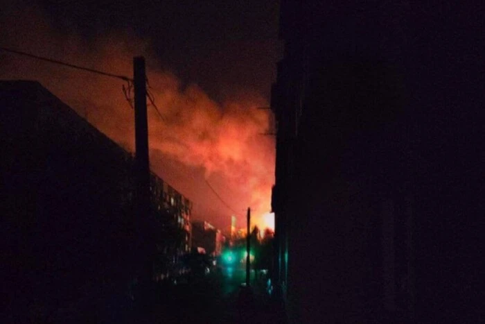 Odesa jest atakowana przez «Shahedy»: wybuchy nie ustają, pojawiły się pożary