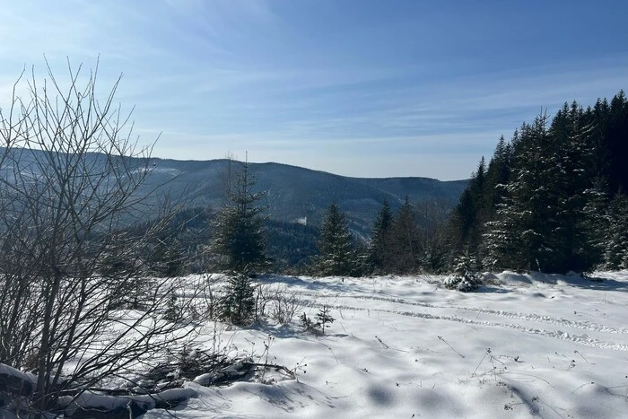 Strażnicy graniczni ostrzegają miłośników Karpat: w nocy temperatura spada do -30°