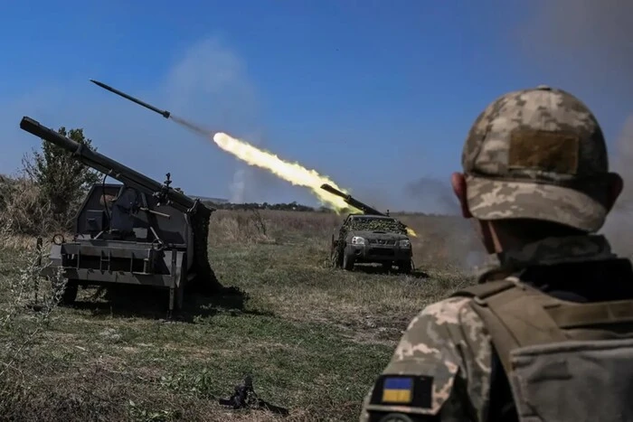 Karte der Kampfhandlungen in der Ukraine am 9. Mai 2025