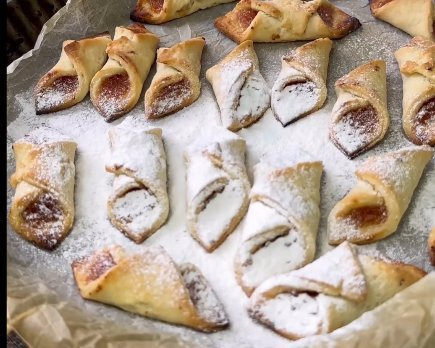 Image of cookies with jam