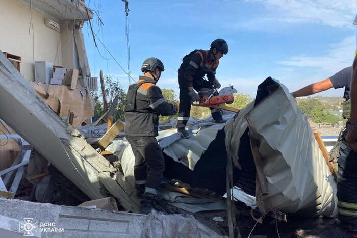 Woman's body under rubble in Kryvyi Rih