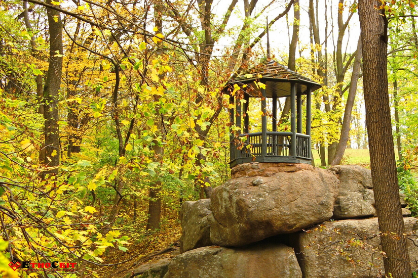 Monument in Uman