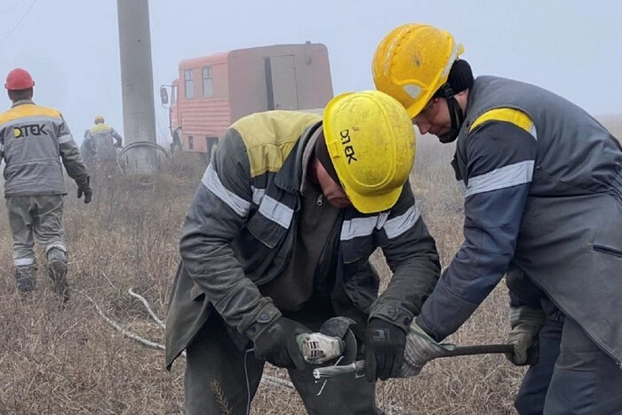 The Times pokazał, jak codziennie energetycy ratują Pokrowsk przed ciemnością