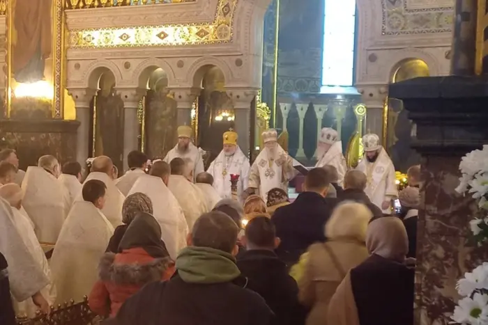 Patriarch Filaret at the festive service