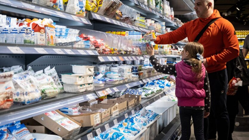 Ceny produktów będą podawane w nowy sposób: co się zmieni dla kupujących