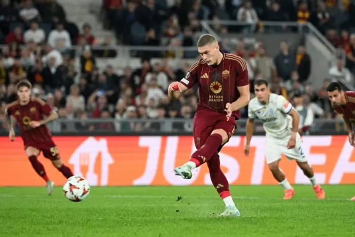 «Dynamo» lost to «Roma» - goal by Dovbyk