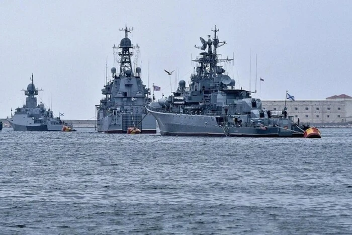 Ukrainian army forced the Black Sea fleet out of Crimea