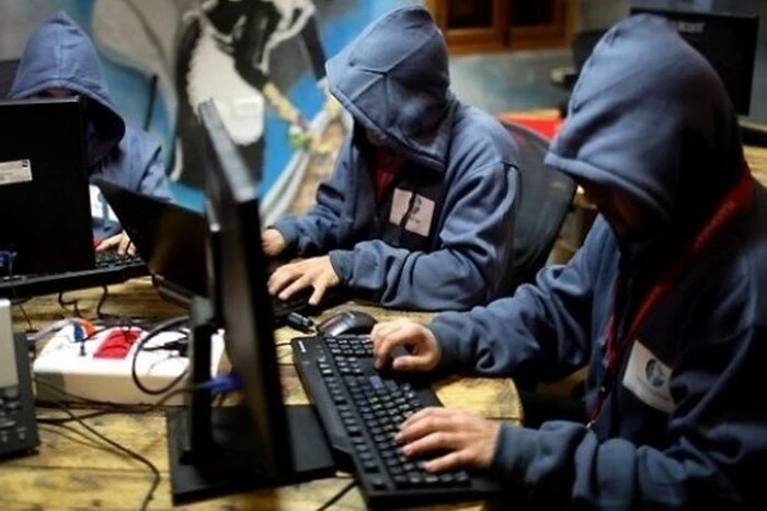 Hackers greet Ukrainian tank crews on Russian websites