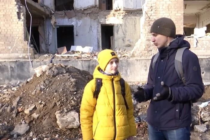 Boy saves his family during a missile strike