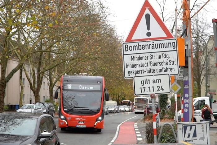 In der deutschen Stadt wurden 14.000 Menschen evakuiert. Rettungskräfte suchen nach Bomben aus dem Zweiten Weltkrieg