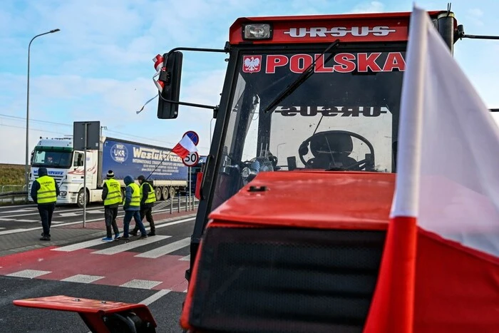 Blocking the border by Ukrainian farmers - the cause of the conflict