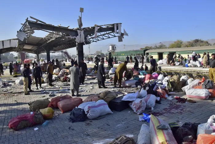 Explosion at railway station in Pakistan