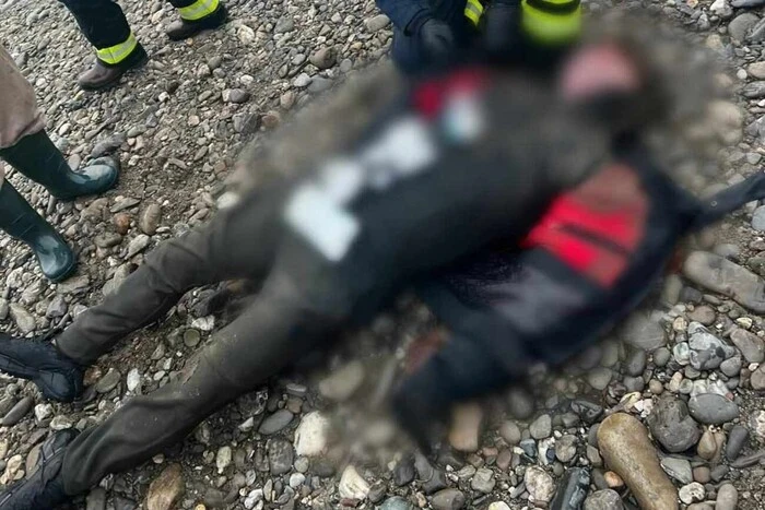 Body of a Ukrainian from the Tisza River