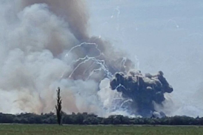 Complaining about explosions near Sevastopol and Belbek