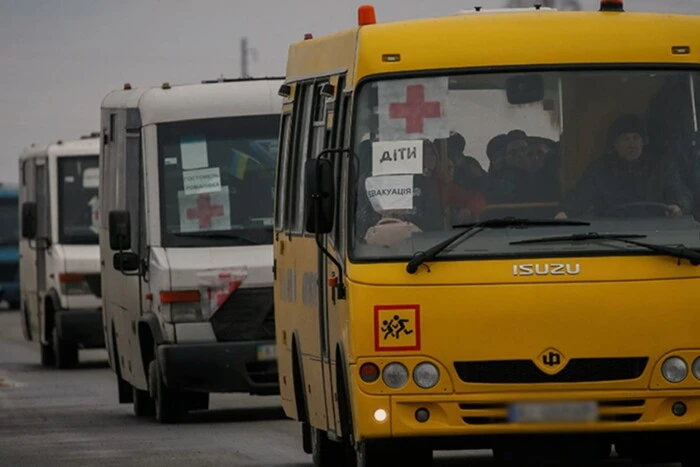 Evacuation of children from Kupyansk district