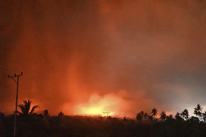 Volcano eruption in Indonesia: casualties and injured