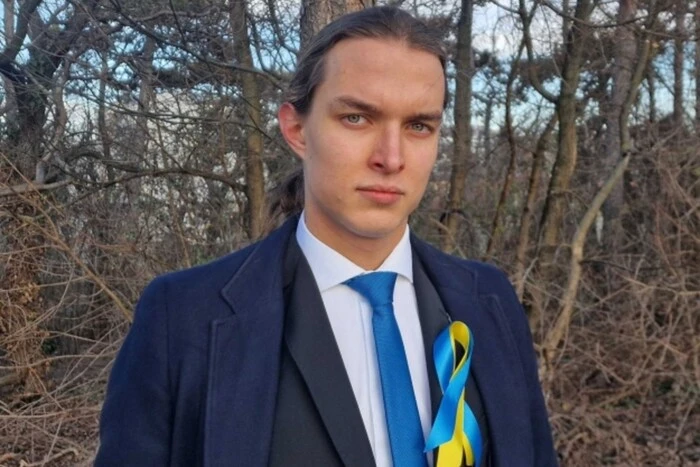 Slovak schoolboy with Ukrainian symbols