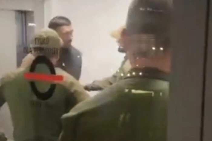 Usyk after arrest at the airport