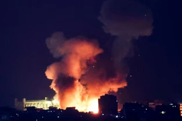 explosions in Kyiv and Israel strikes Beirut