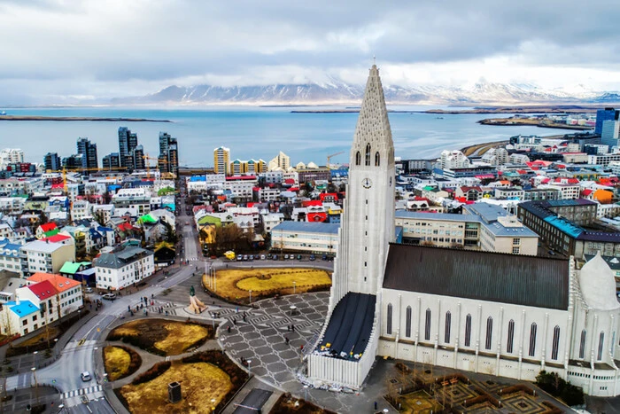 Islandia przechodzi na czterodniowy tydzień pracy - CNN