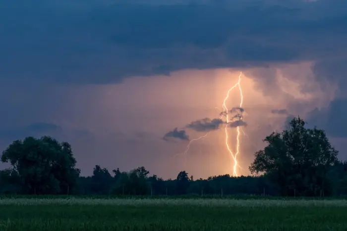 Synoptycy ostrzegają przed niebezpiecznymi zjawiskami pogodowymi w kilku regionach Ukrainy