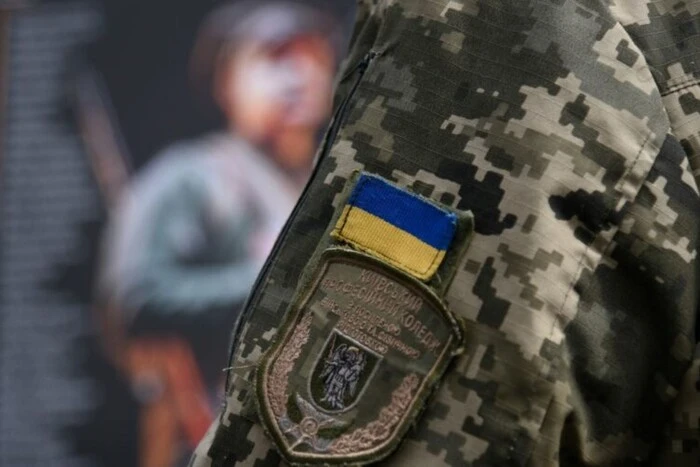 Seit Beginn des vollumfänglichen Übergriffs wurde 41 Generäle der ukrainischen Streitkräfte aus dem Dienst entlassen