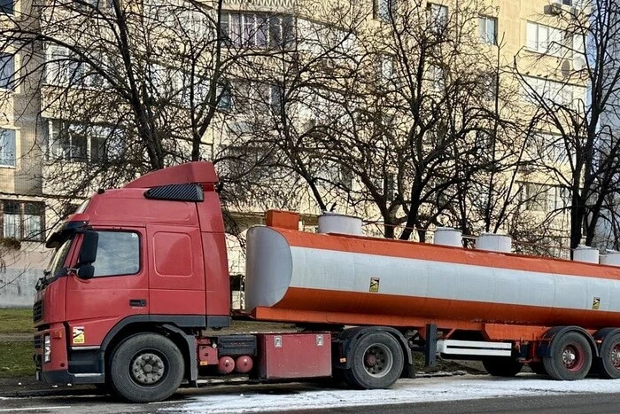 Вантажівка вогнем в Одесі