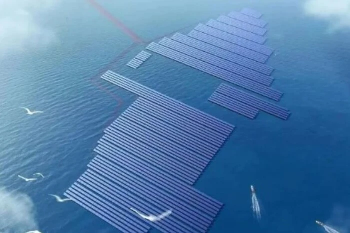 The first floating solar power station in China