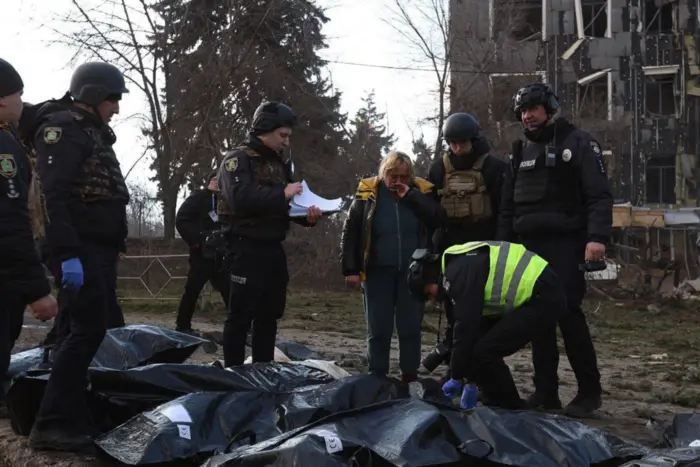 Удар по Ізюму: жертвами - вагітна 19-річна дівчина та її 18-річна сестра