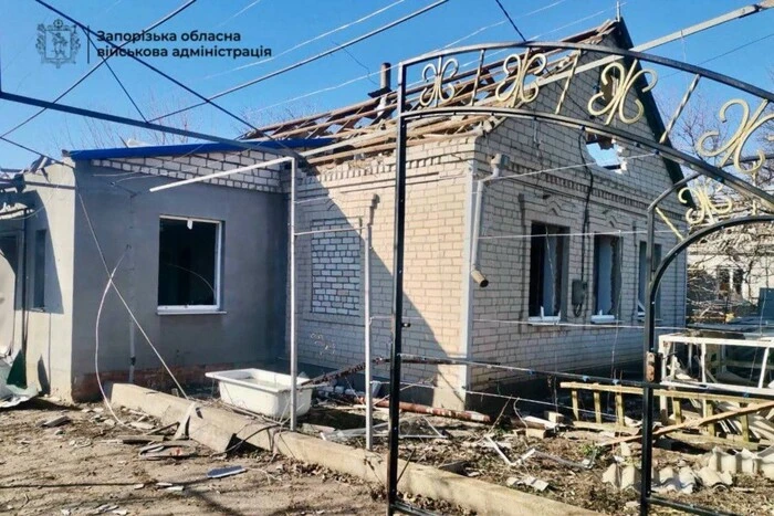 In der Region Zaporizhzhia wurde eine Familie mit Kindern durch einen KAB-Schlag verletzt