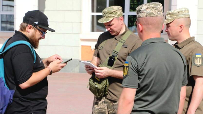 Проблемы с бронированием сотрудников на предприятиях