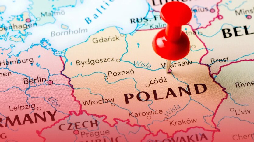 Ukrainians work in Poland - research