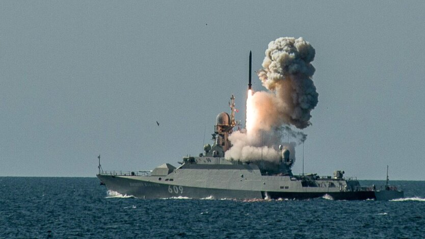 Russian Caliber missiles from the sea