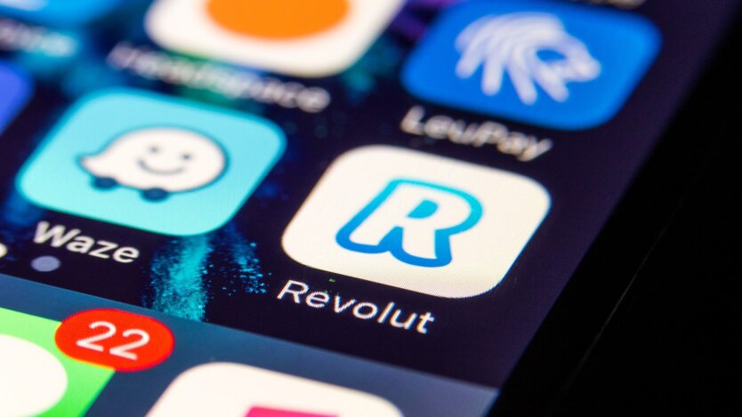 Image of the Revolut bank card