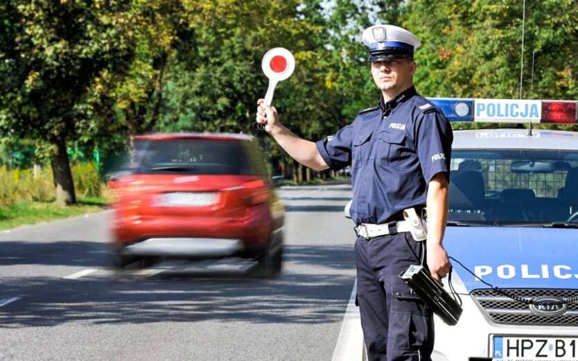 Surowe zasady na drogach w Polsce: ukraińscy kierowcy mogą zostać ukarani na 600 tysięcy hrywien