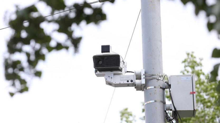 Drivers cheat with speed enforcement cameras