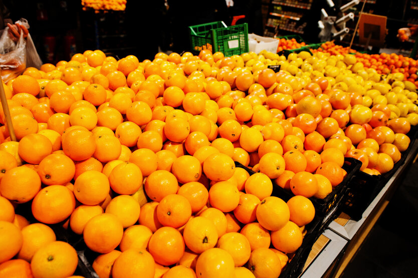 Lemons with high prices in Ukraine