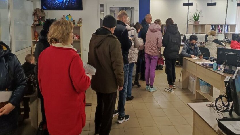 В Україні з 1 липня стартують масштабні перевірки: торкнеться статусу та виплат